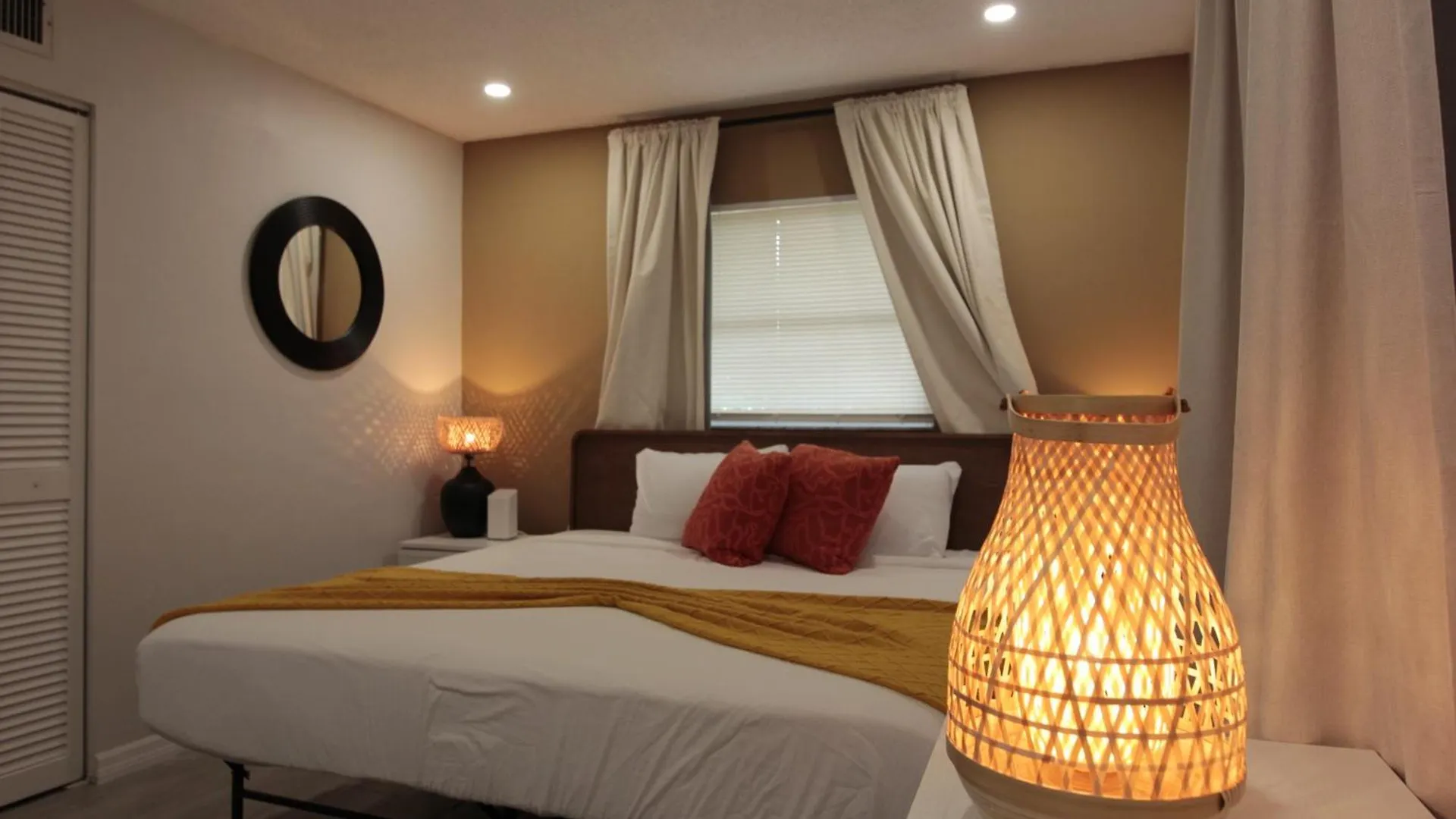 Holiday home Artistic Escape Near Airport, Museums, And Ballet Sarasota